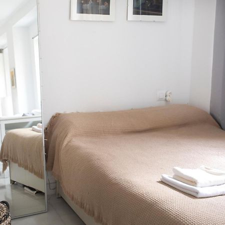 Atico Con Balcon En Pleno Centro Apartment Seville Exterior photo